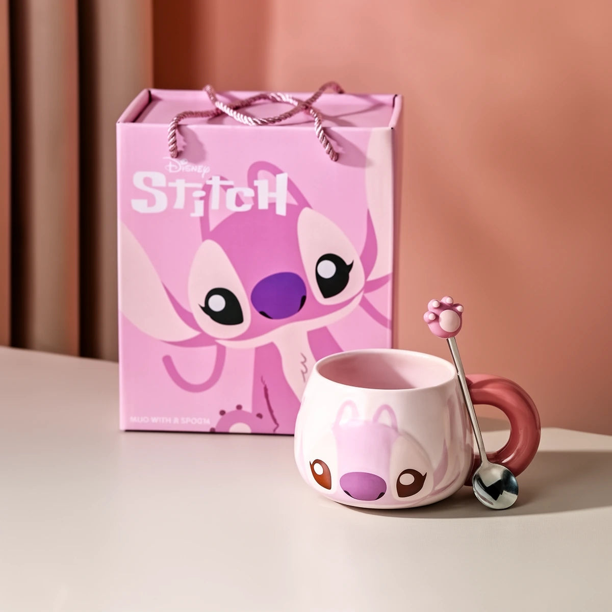 Tasse Angel rose en céramique, visage Angel en relief 3D, avec cuillère et coffret cadeau Stitch